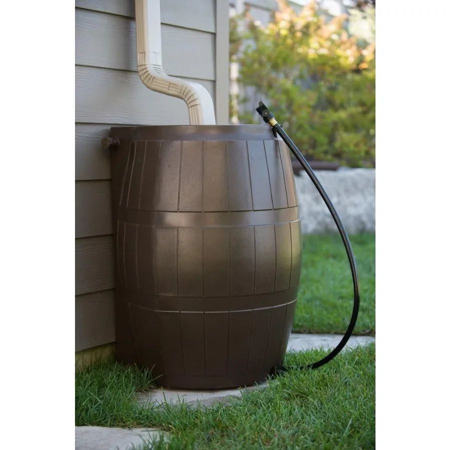 FCMP Outdoor Raincatcher 4000, Flat-Back RainRainwaterContainer w Side SpigotsMesh Screen Garden and Overflow Hose & Linking Kit